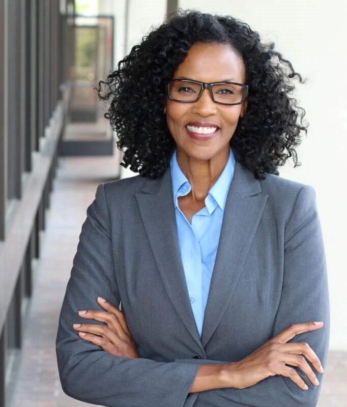 Woman1_business backdrop